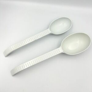 Vintage Original Weight Watcher Measuring Scoops 1 Cup 1/2 Cup White Made in USA